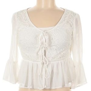 Kendall & Kylie ivory lace top